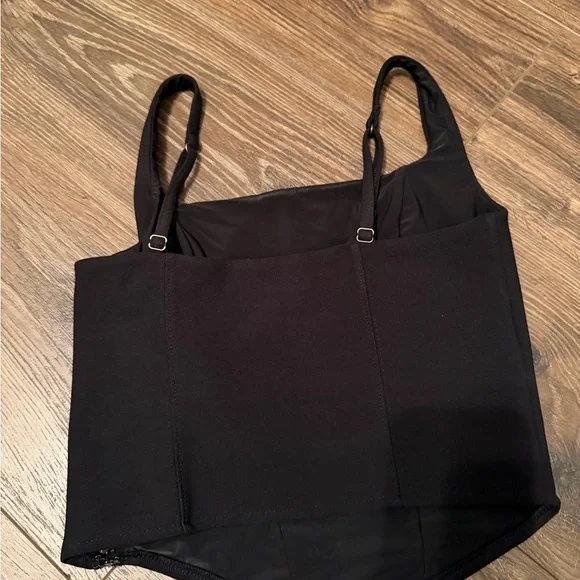 Abercrombie & Fitch Black Camisole Top - Picture 2 of 3